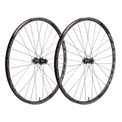 Easton EA70 AX Road Gravel CLN Disc Wheel, 700C/'12X100