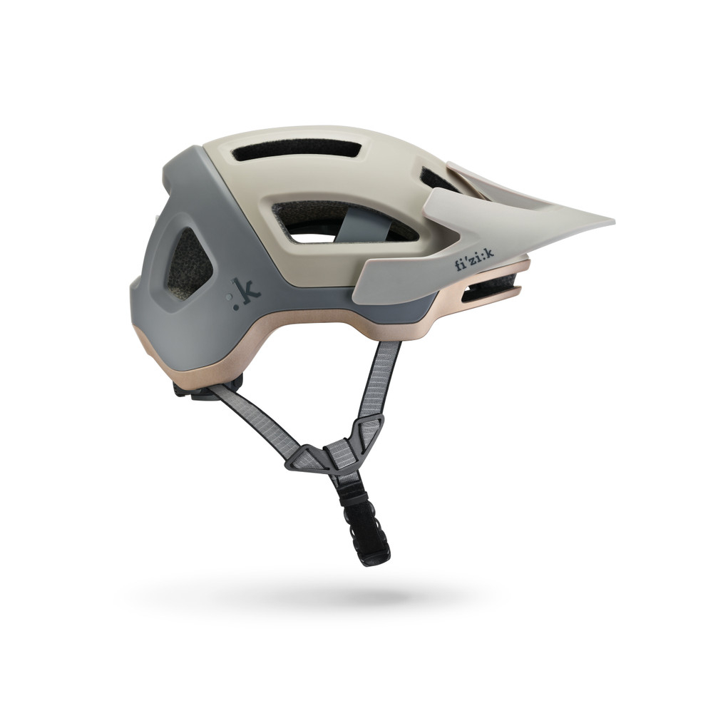 Fizik Kassis Helmet + Light schlamm-sand M