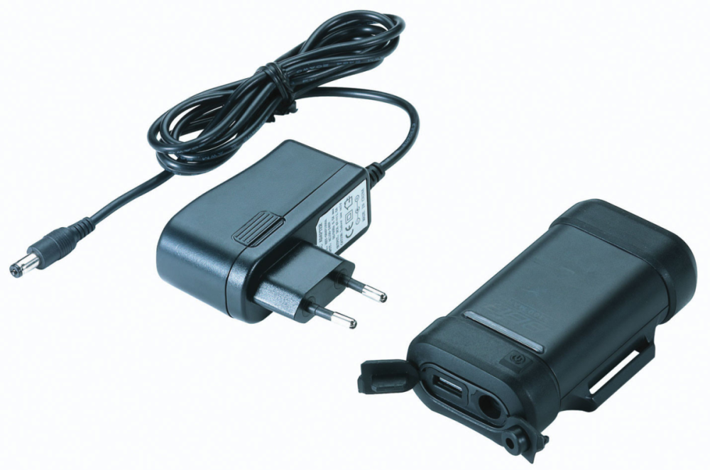 BBB BBB USB LADEGERÄT FÜR SMARTPHONE 7.2V 3200 mAh