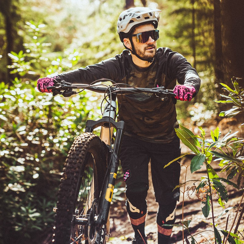 Muc-Off Lightweight Mesh Ride Gloves - Pink pink, M