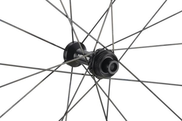 NEWMEN STREEM Sprint S.60 12 x 100mm Centerlock Laufrad vorne