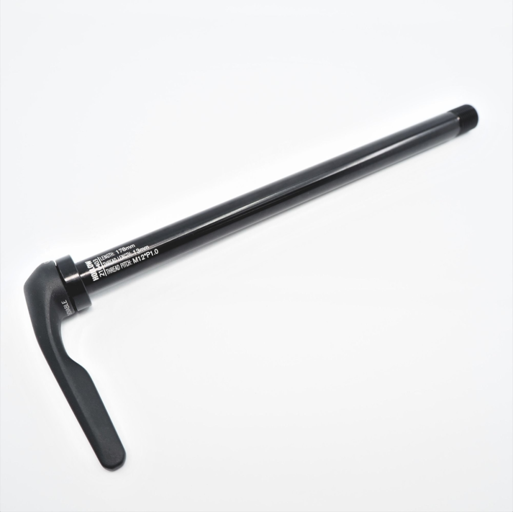 Scott Axle RWS Rear 148x12 Spark plug 22