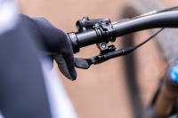 Kind Shock SOUTHPAW Karbon remote lever