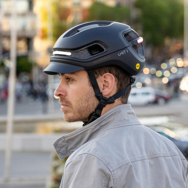 Unit1 Helm Aura Mips, L