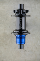 Tune TUNE, Rear-Nabe, 6 Loch Bremsaufnahme, 12x142mm, 24 Speichenlöcher, Sram XD, schwarz, mit Retro Logo