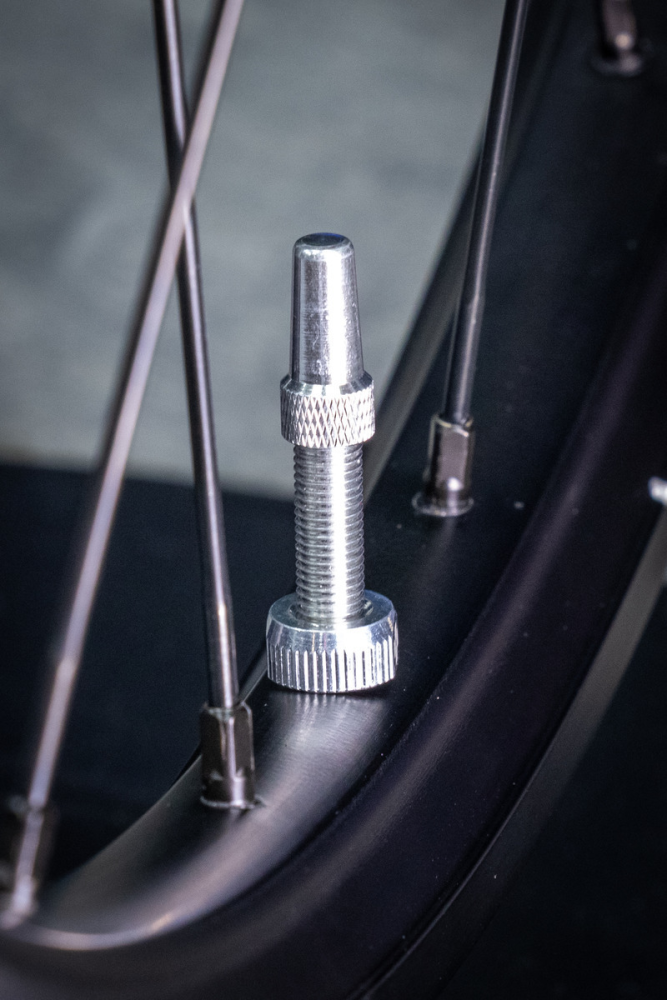 Muc-Off V2 Tubeless Ventil Kit 44mm/silver 44 mm, silber