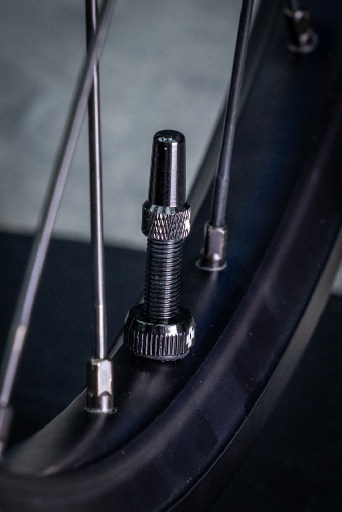 Muc-Off V2 Tubeless Ventil Kit 60mm/black 60 mm, schwarz