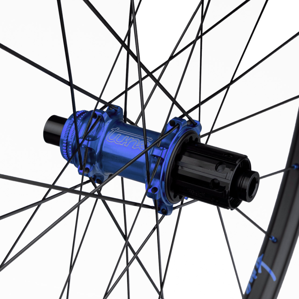 Tune Rear Wheel Disc, Road Carbon, SB20Dsky, Prince CL 28h, 12mm, Standard Bearings, CampaN3W